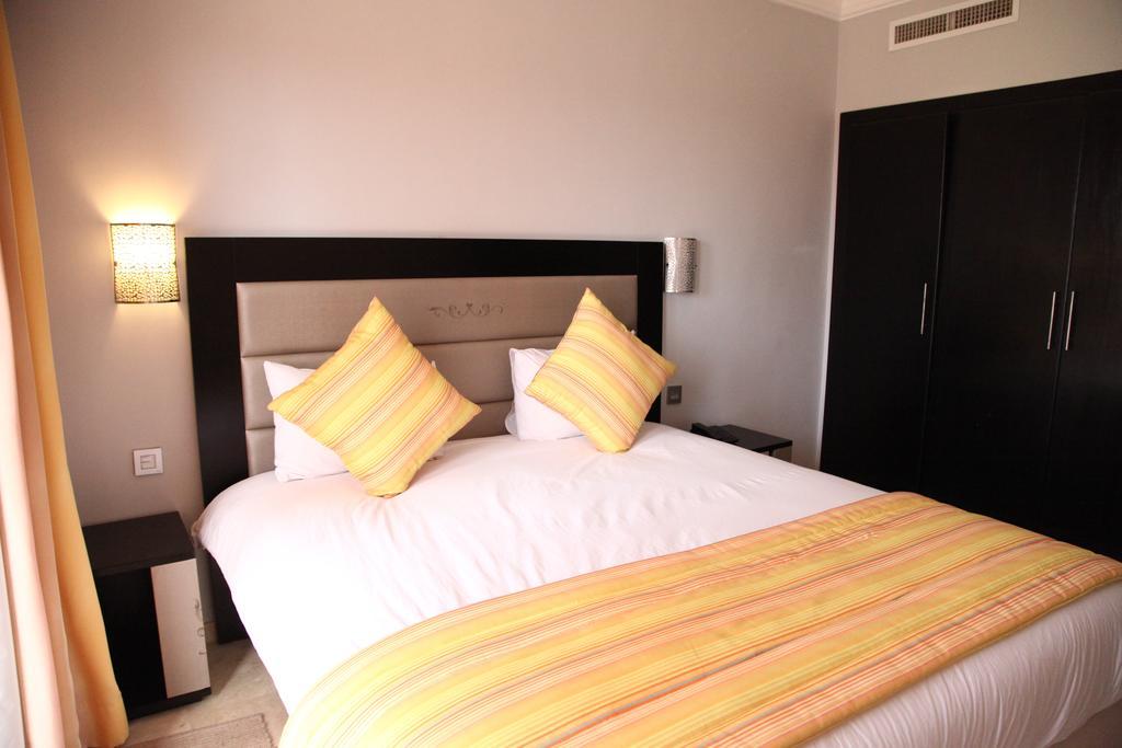 Senior Apartment,197565349:JPEG